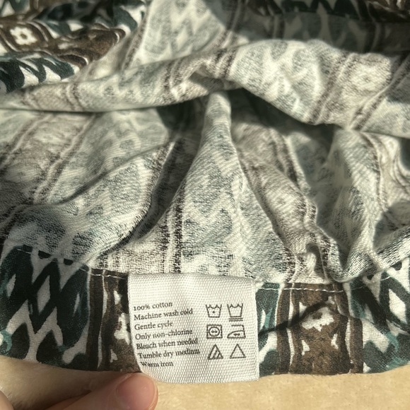 Punjammies by Sudara Small Black & White Drawstring Decorative Gift Bag - Picture 5 of 5